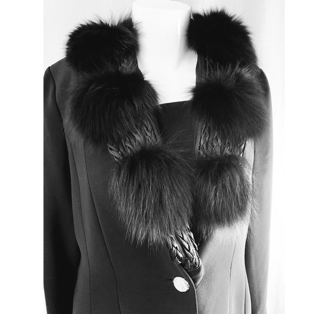 Venee NY Vintage Black Tuxedo Fur Trim Jacket 16